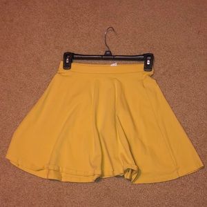 Forever 21 Skirt Size S